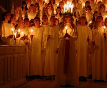 Christmas Choir and Candles