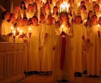 Candle Lit Christmas Choir